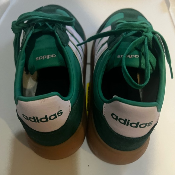 Adidas Barreda Decode Emerald and White Leather Sneakers. Women’s 9.5. Like new - Picture 6 of 6